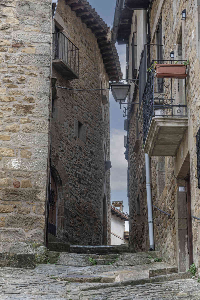 Zaragoza - Sos del Rey Católico 27.jpg